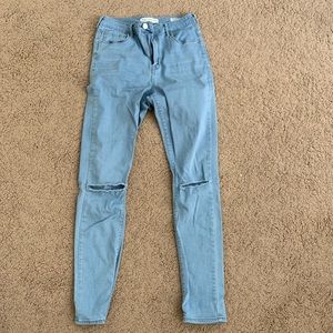 Pacsun bullhead jeans 28 light wash knee rips